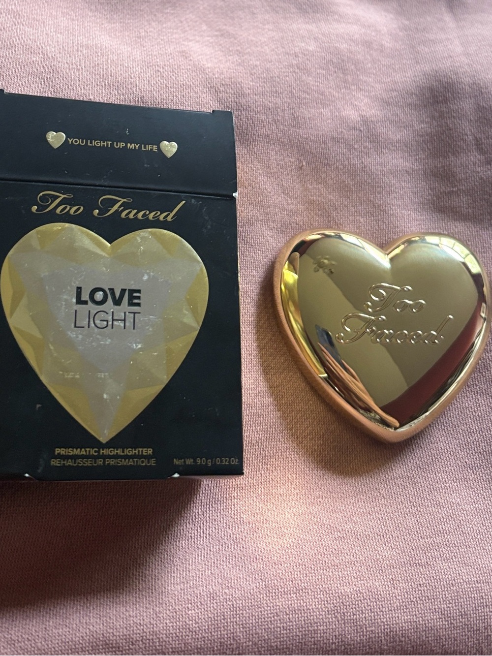 Too Faced Gold Heart Compact Highlighter